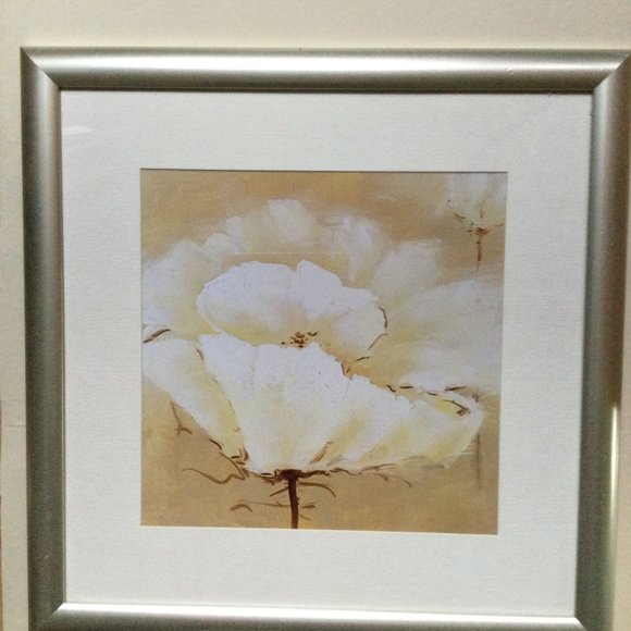 Silver tone frame with white flowers print wall decor square 15.5" x 15.5" frame - Picture 2 of 3